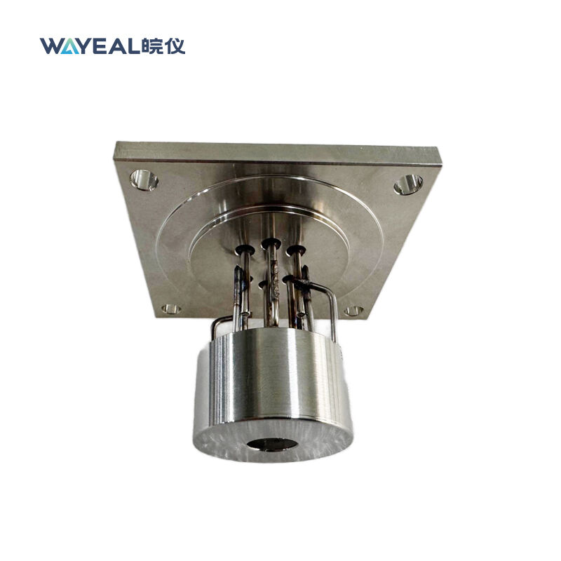 Fonte de íons de óxido de ítrio revestida com irídio para detector de vazamento de hélio com comutação automática